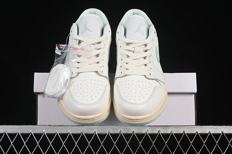 AJ1 Low