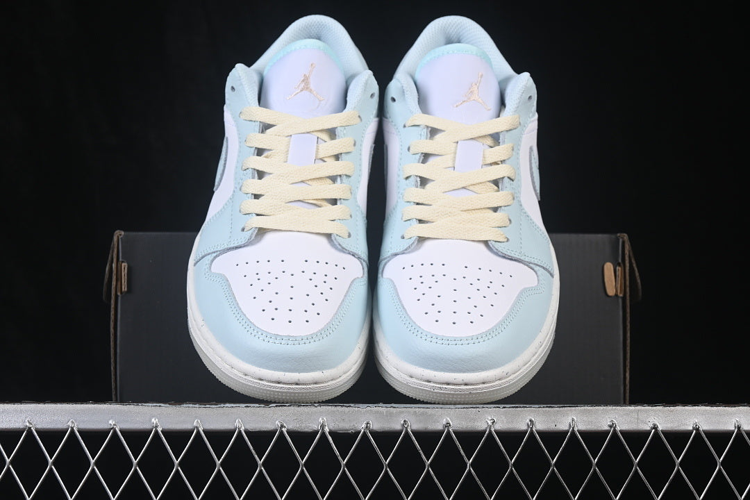 AJ1 Low