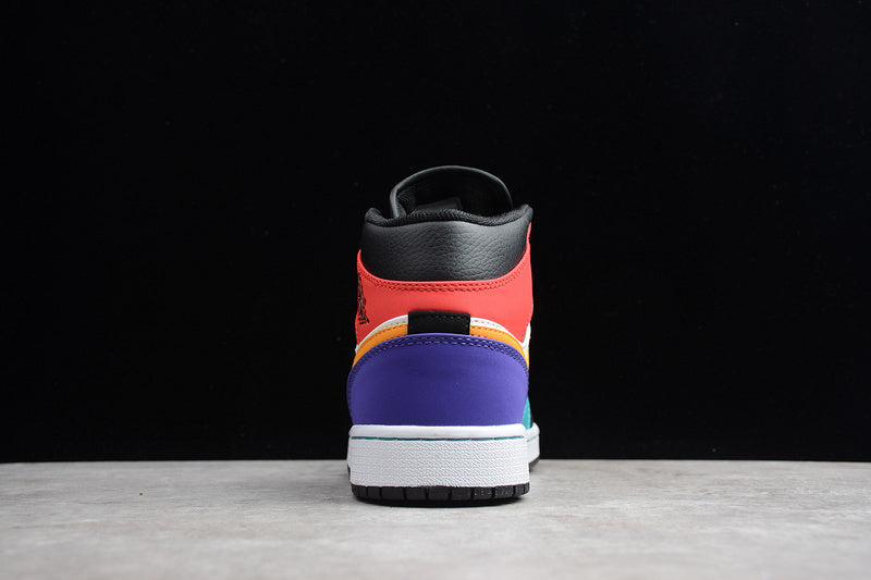 AJ1 Mid