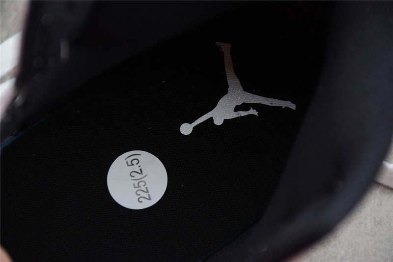 AJ1 Mid