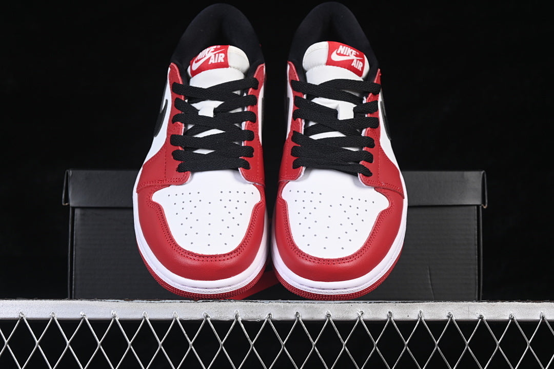 AJ1 Low
