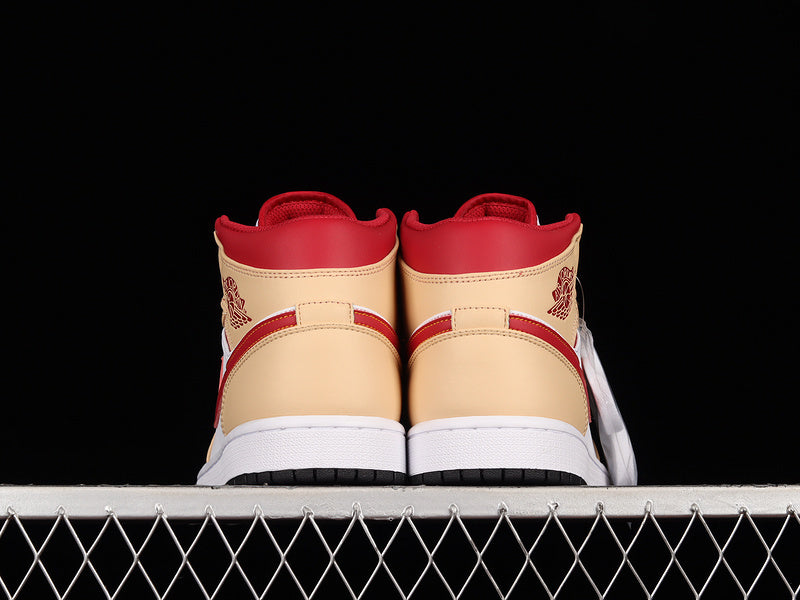 AJ1 Mid