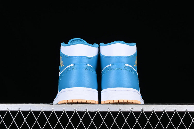 AJ1 Mid