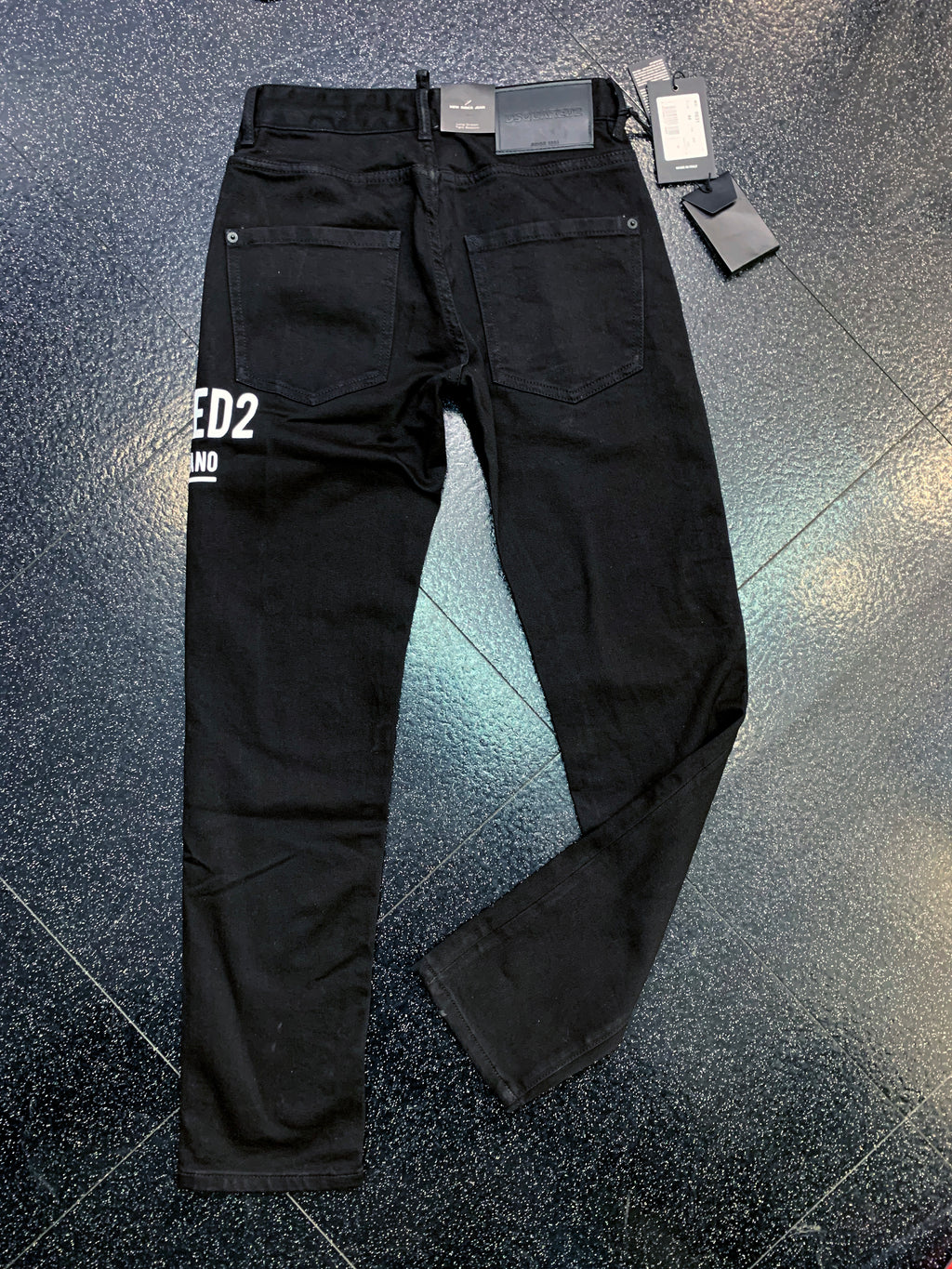 D2 Jeans