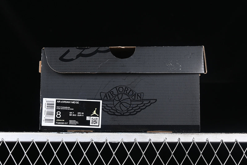 AJ1 Mid