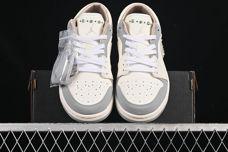 AJ1 Low