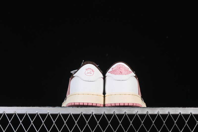 AJ1 Low