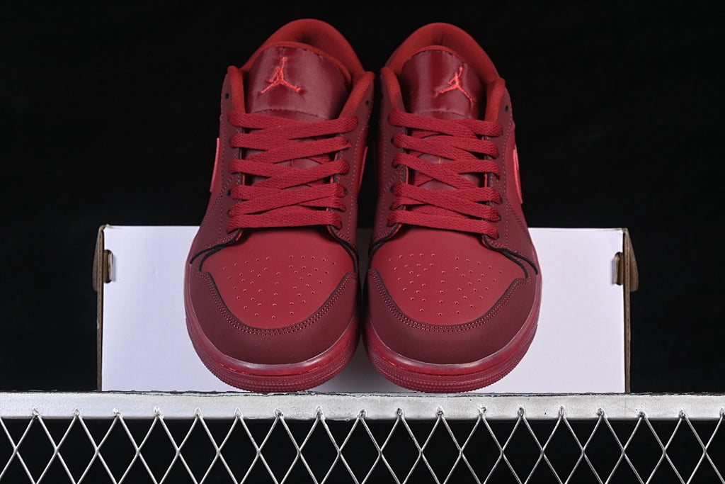 AJ1 Low