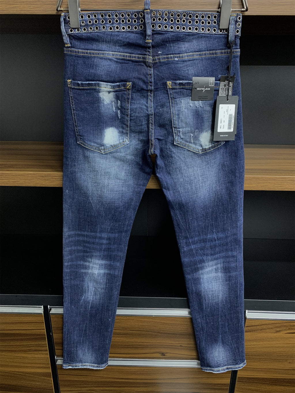 D2 Jeans