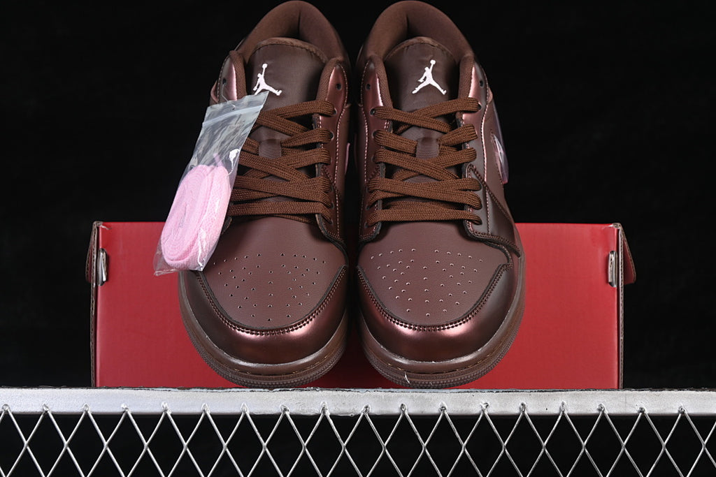 AJ1 Low