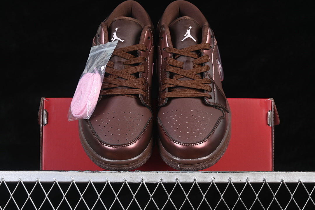 AJ1 Low