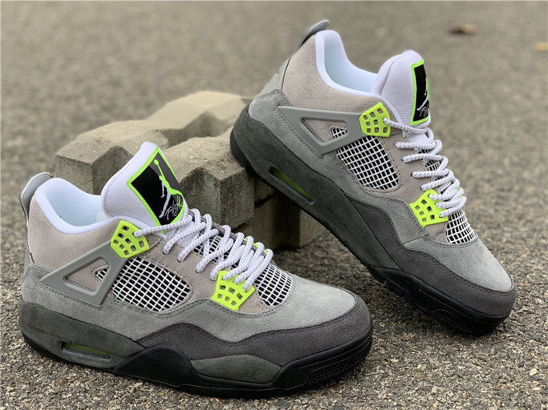 AJ4