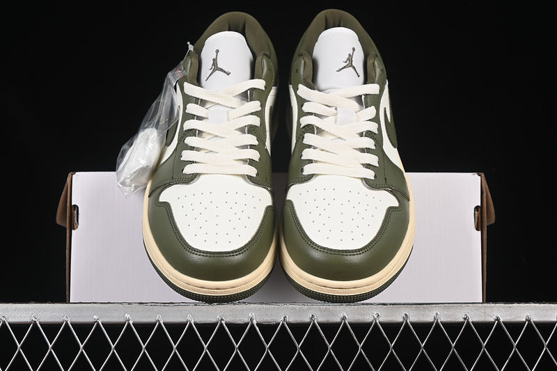 AJ1 Low