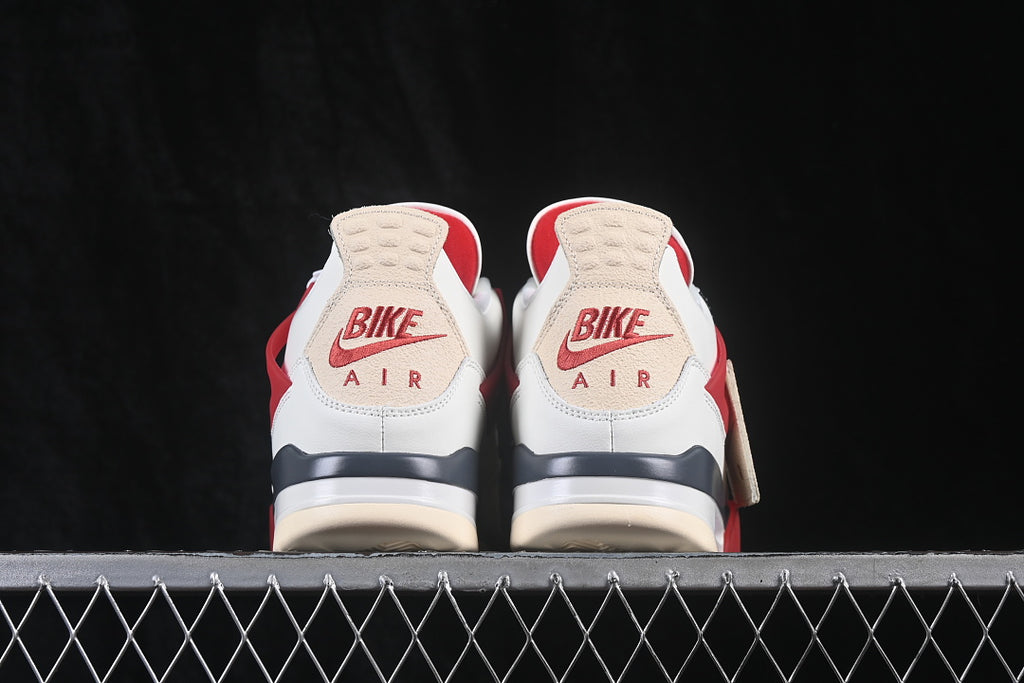 AJ4