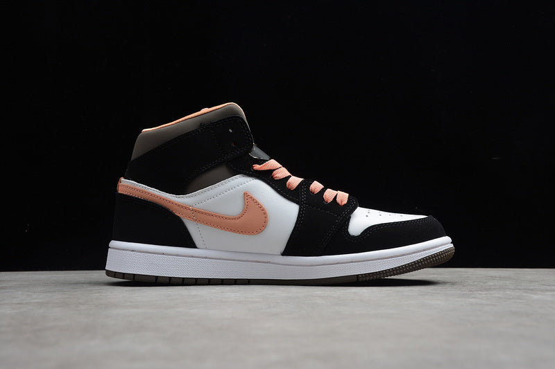 AJ1 Mid