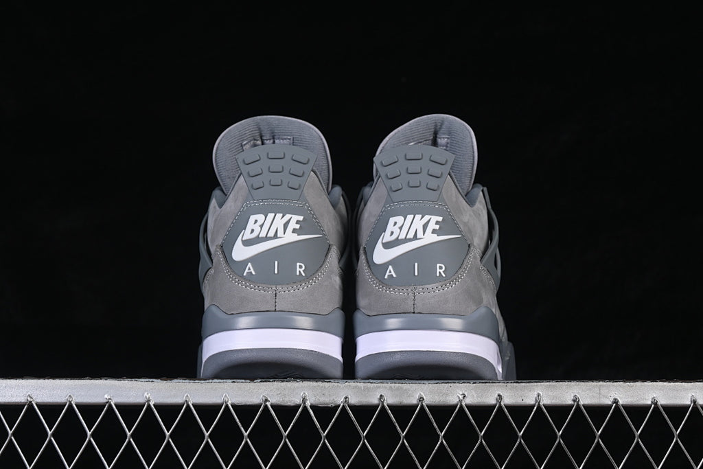 AJ4