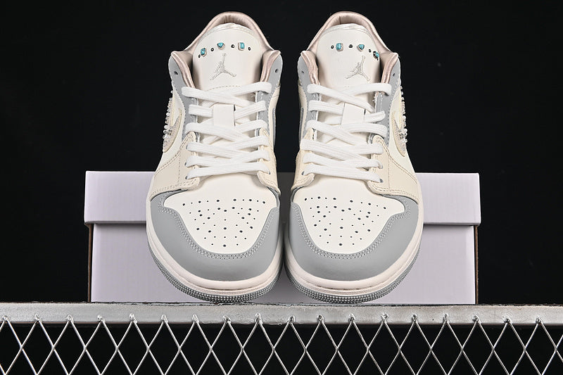 AJ1 Low