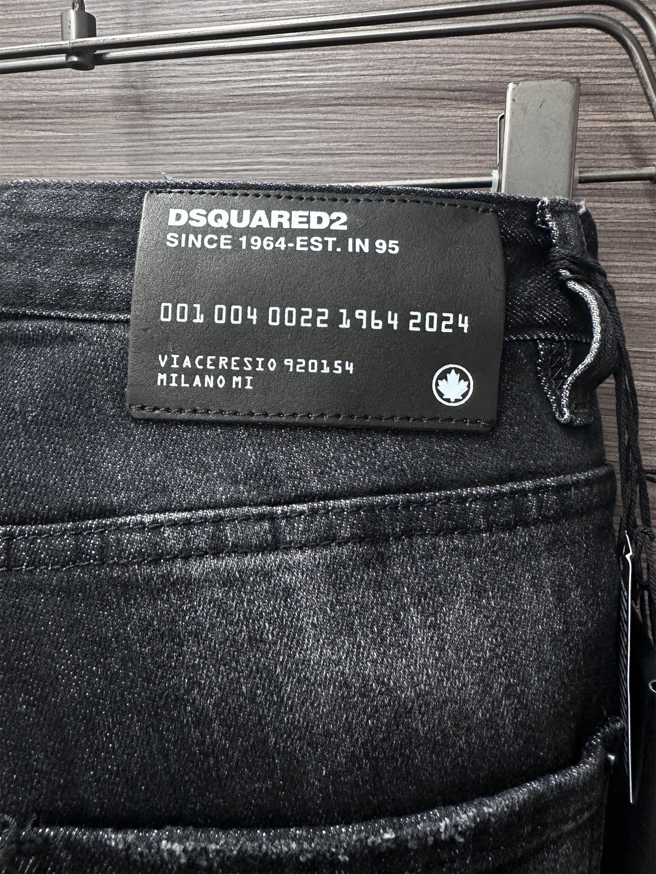D2 Jeans