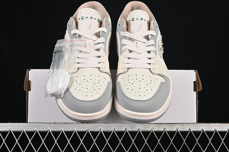 AJ1 Low