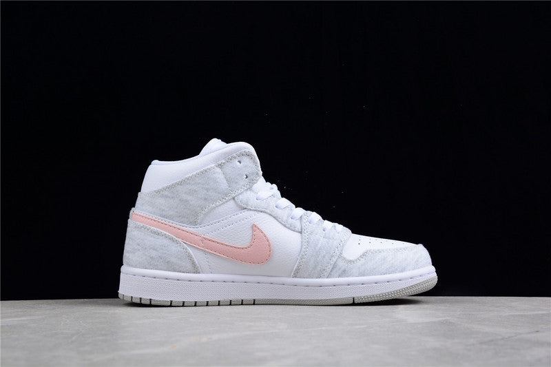 AJ1 Mid