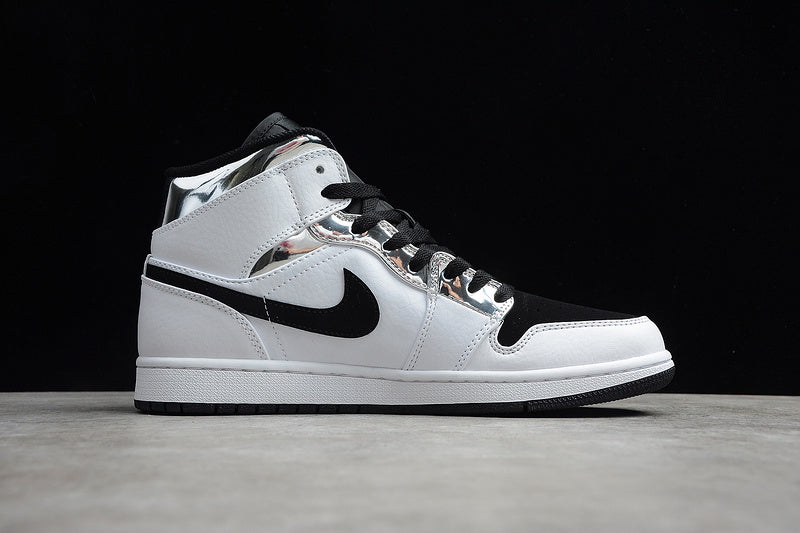 AJ1 Mid