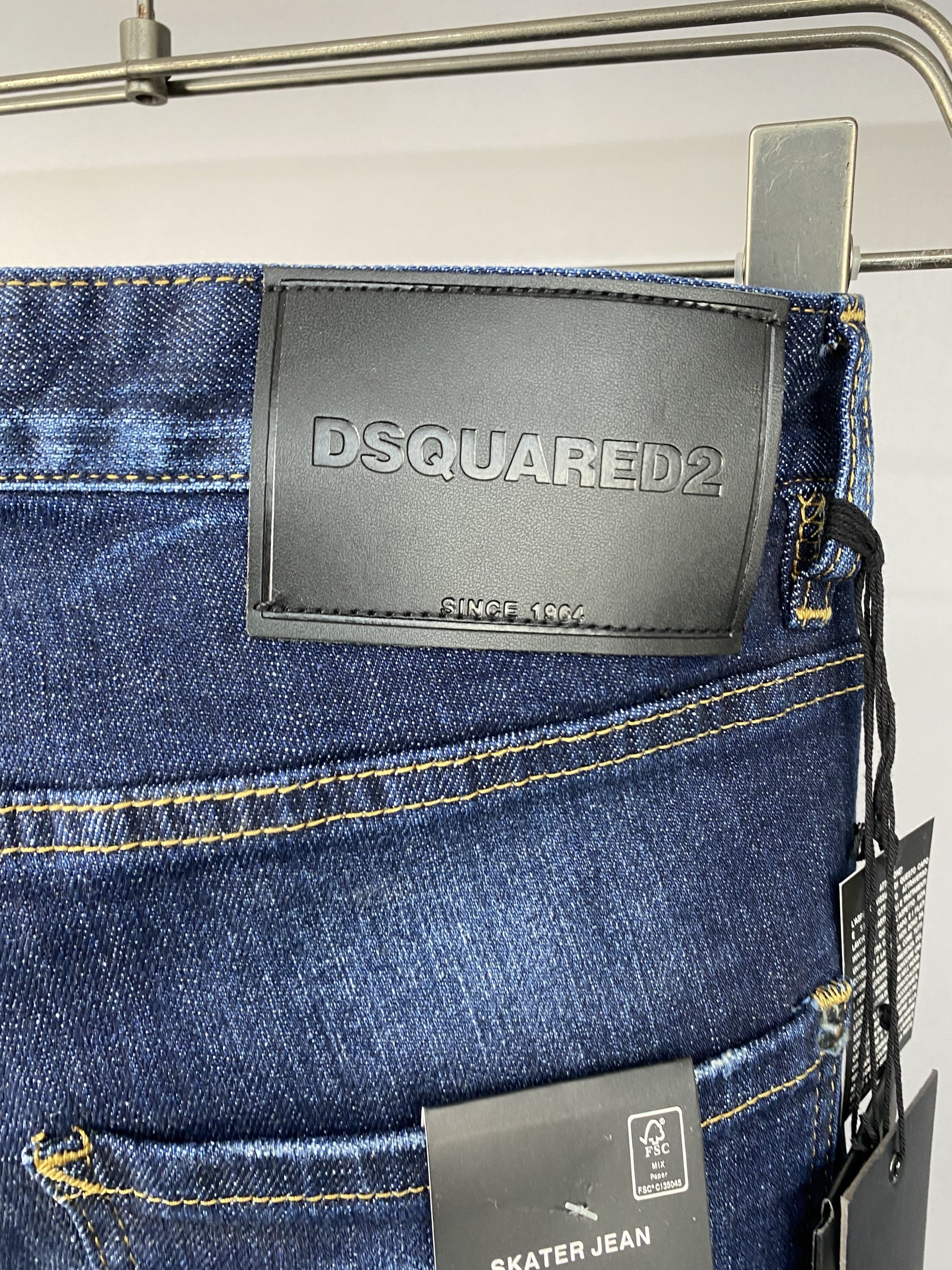 D2 Jeans