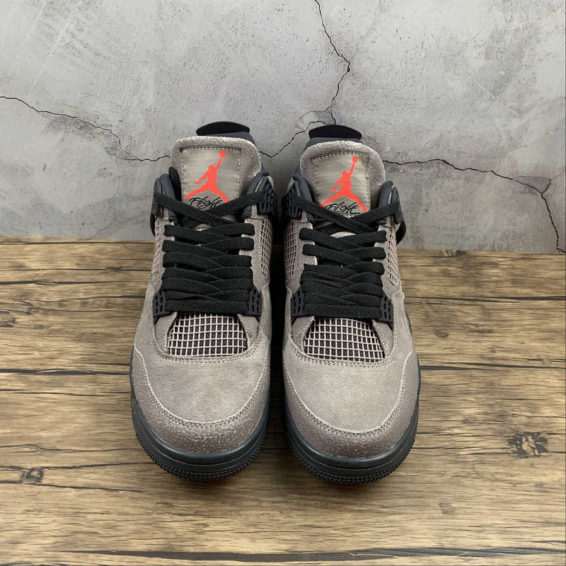 AJ4