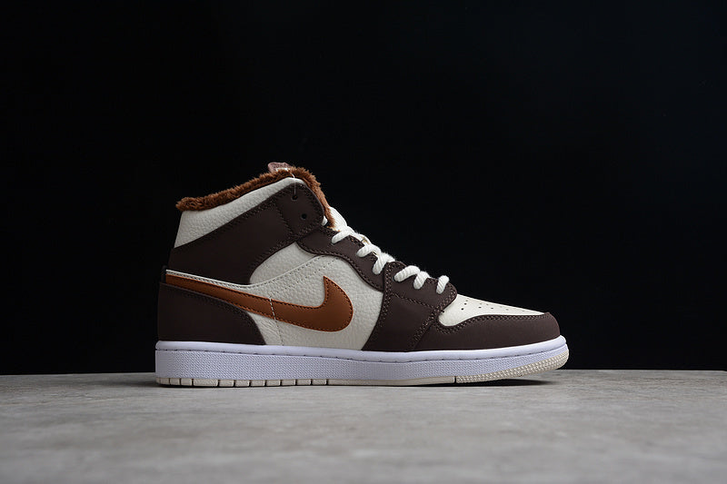 AJ1 Mid