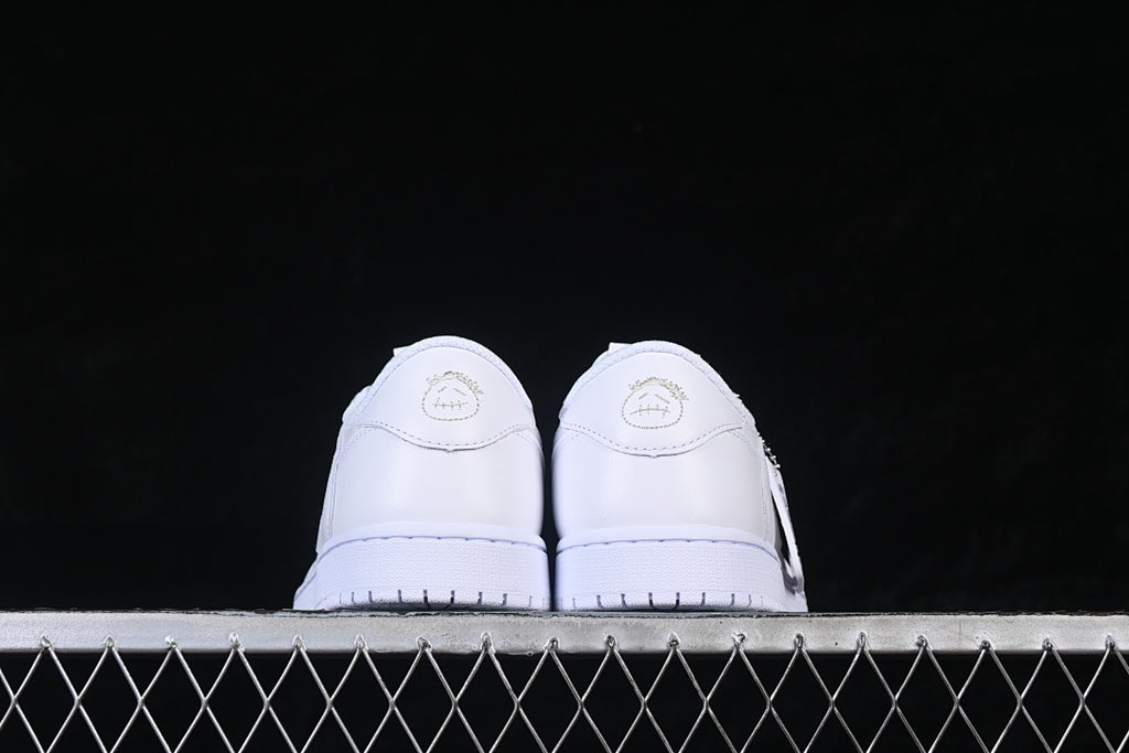 AJ1 Low