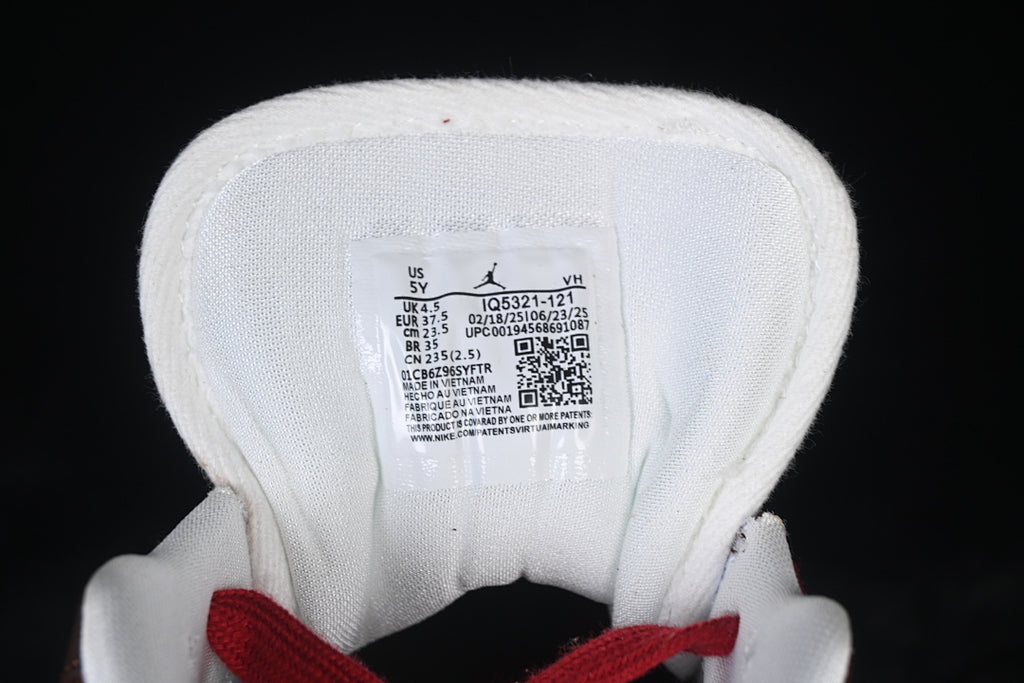 AJ1 Low