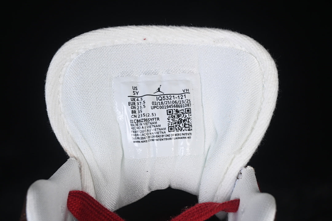 AJ1 Low