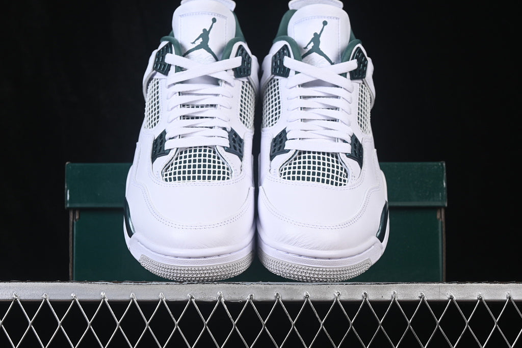 AJ4