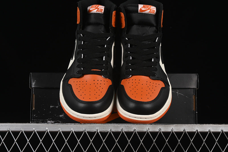 AJ1 High