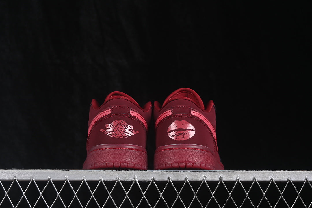 AJ1 Low