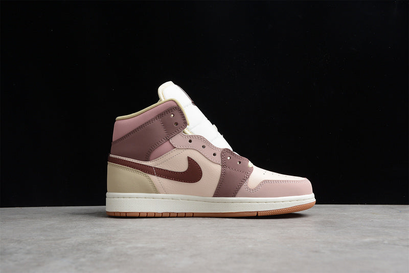 AJ1 Mid