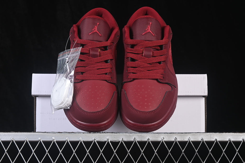 AJ1 Low