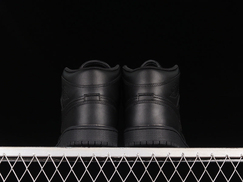 AJ1 Mid