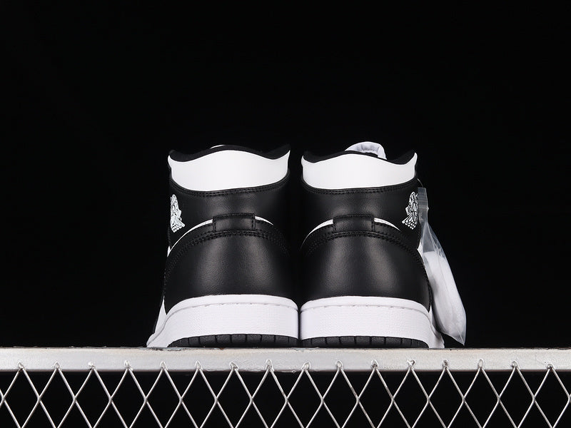 AJ1 Mid