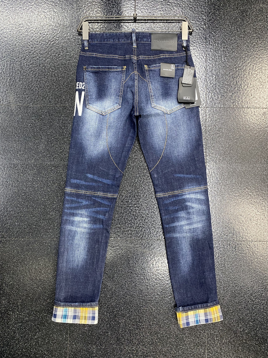 D2 Jeans