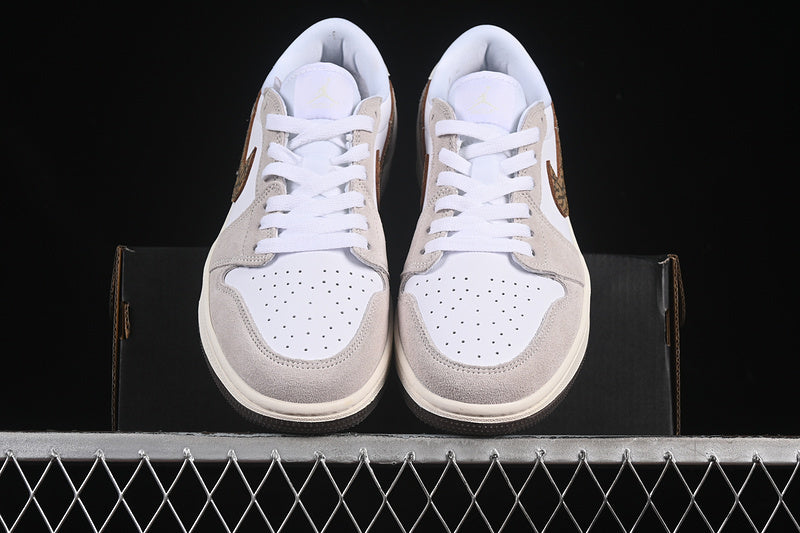 AJ1 Low