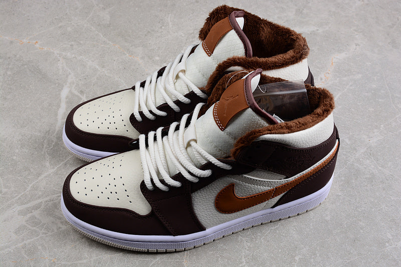 AJ1 Mid