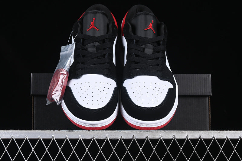 AJ1 Low
