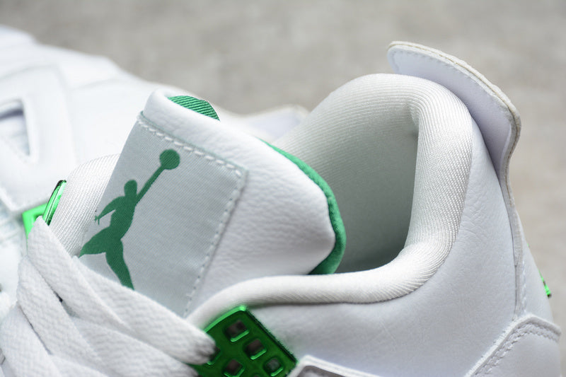 AJ4