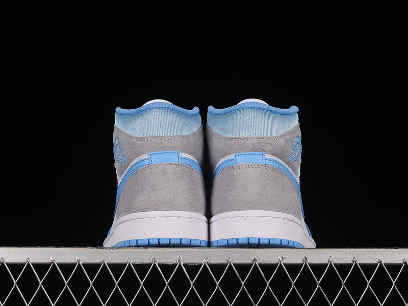 AJ1 Mid