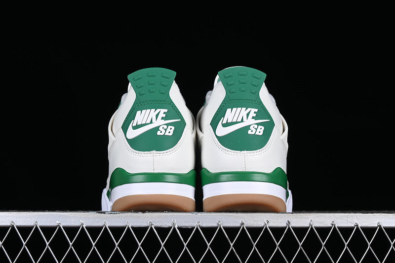 AJ4