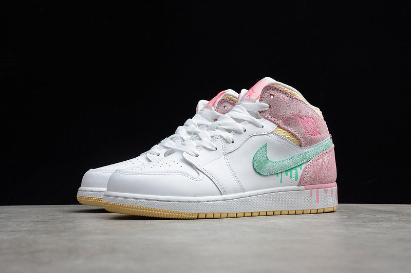 AJ1 Mid