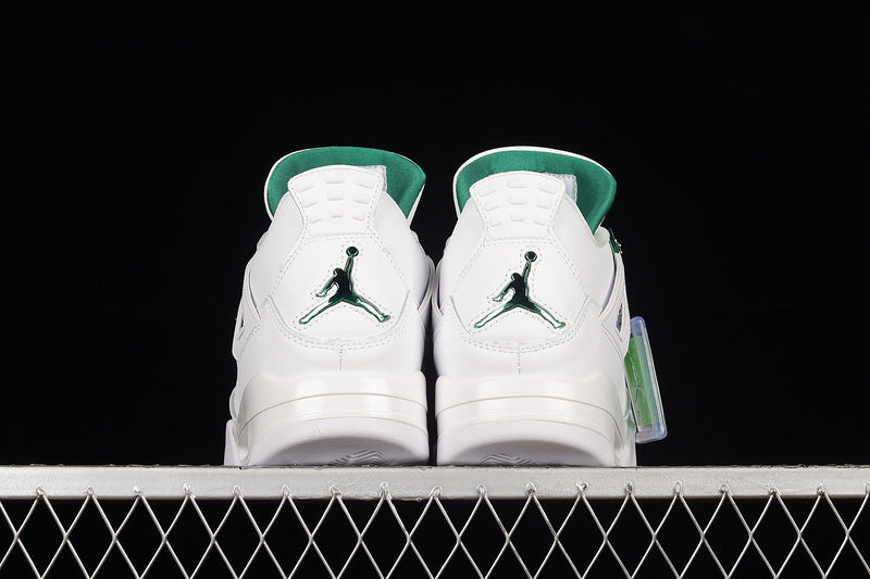 AJ4