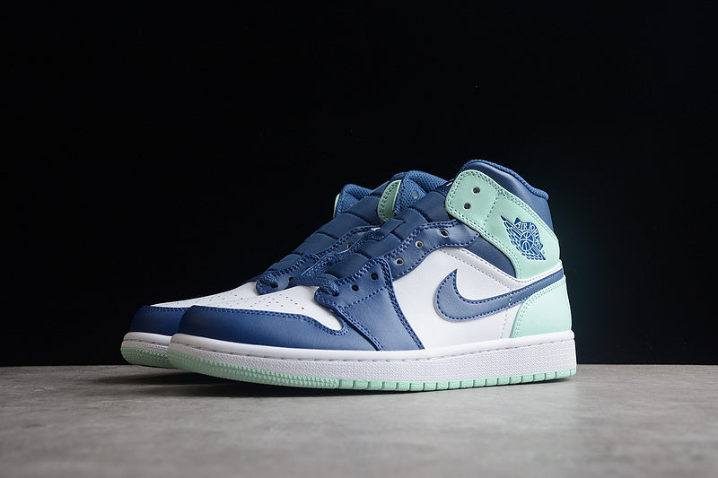 AJ1 Mid