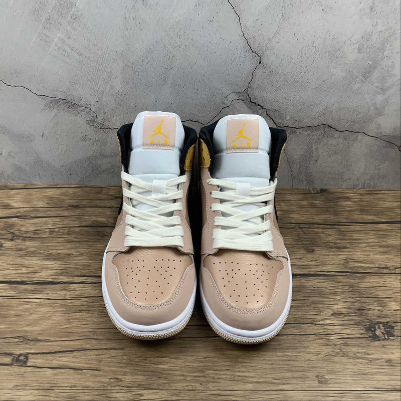 AJ1 Mid