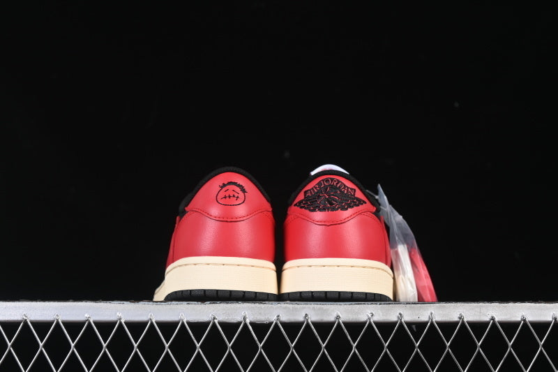AJ1 Low